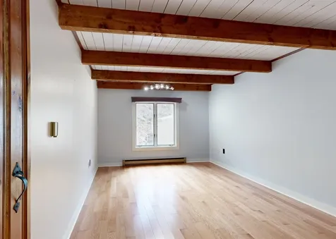 11 Lamore Road Essex VT 05452