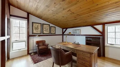 11 Lamore Road Essex VT 05452