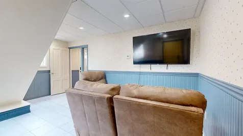 11 Lamore Road Essex VT 05452