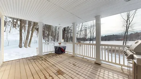 11 Lamore Road Essex VT 05452