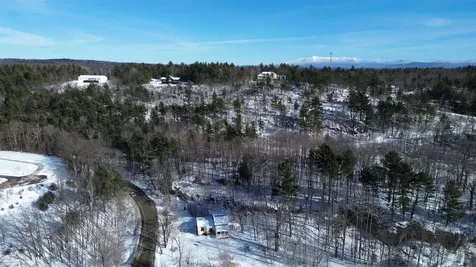 11 Lamore Road Essex VT 05452