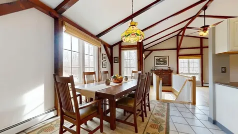 11 Lamore Road Essex VT 05452