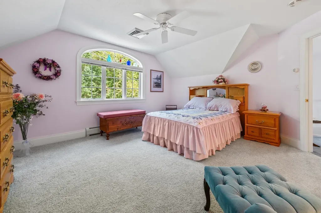 54 Woodbine Lane Franconia NH 03580