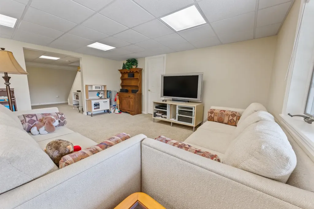 54 Woodbine Lane Franconia NH 03580