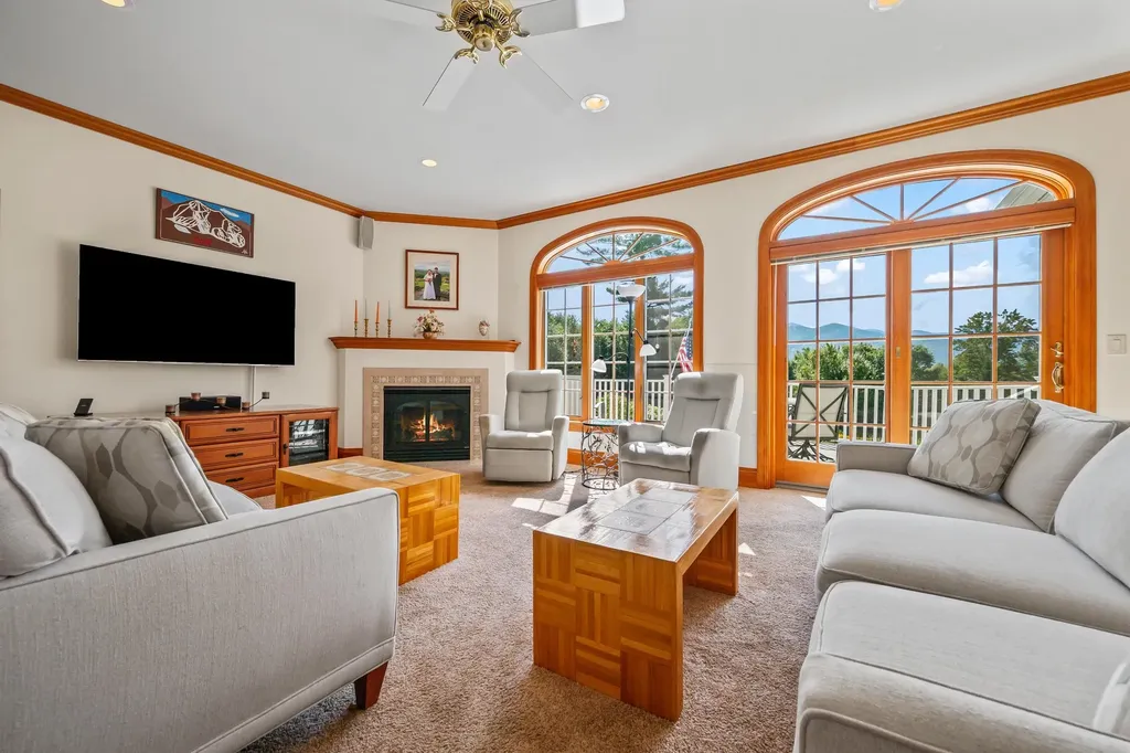 54 Woodbine Lane Franconia NH 03580