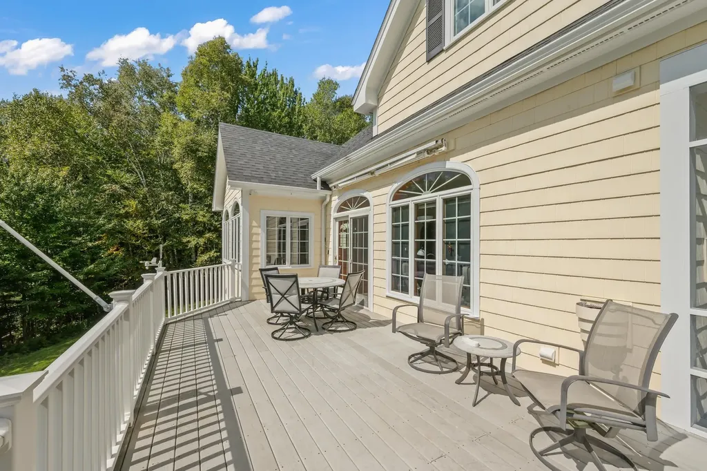 54 Woodbine Lane Franconia NH 03580