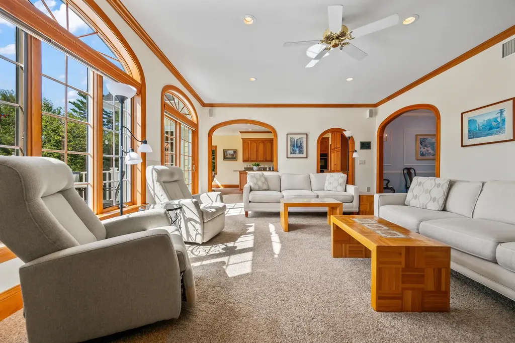 54 Woodbine Lane Franconia NH 03580