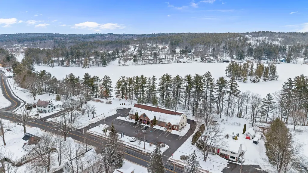 89 South Mast Street Goffstown NH 03045