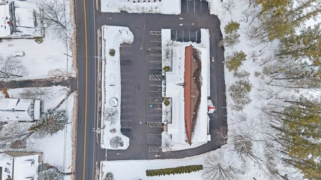 89 South Mast Street Goffstown NH 03045