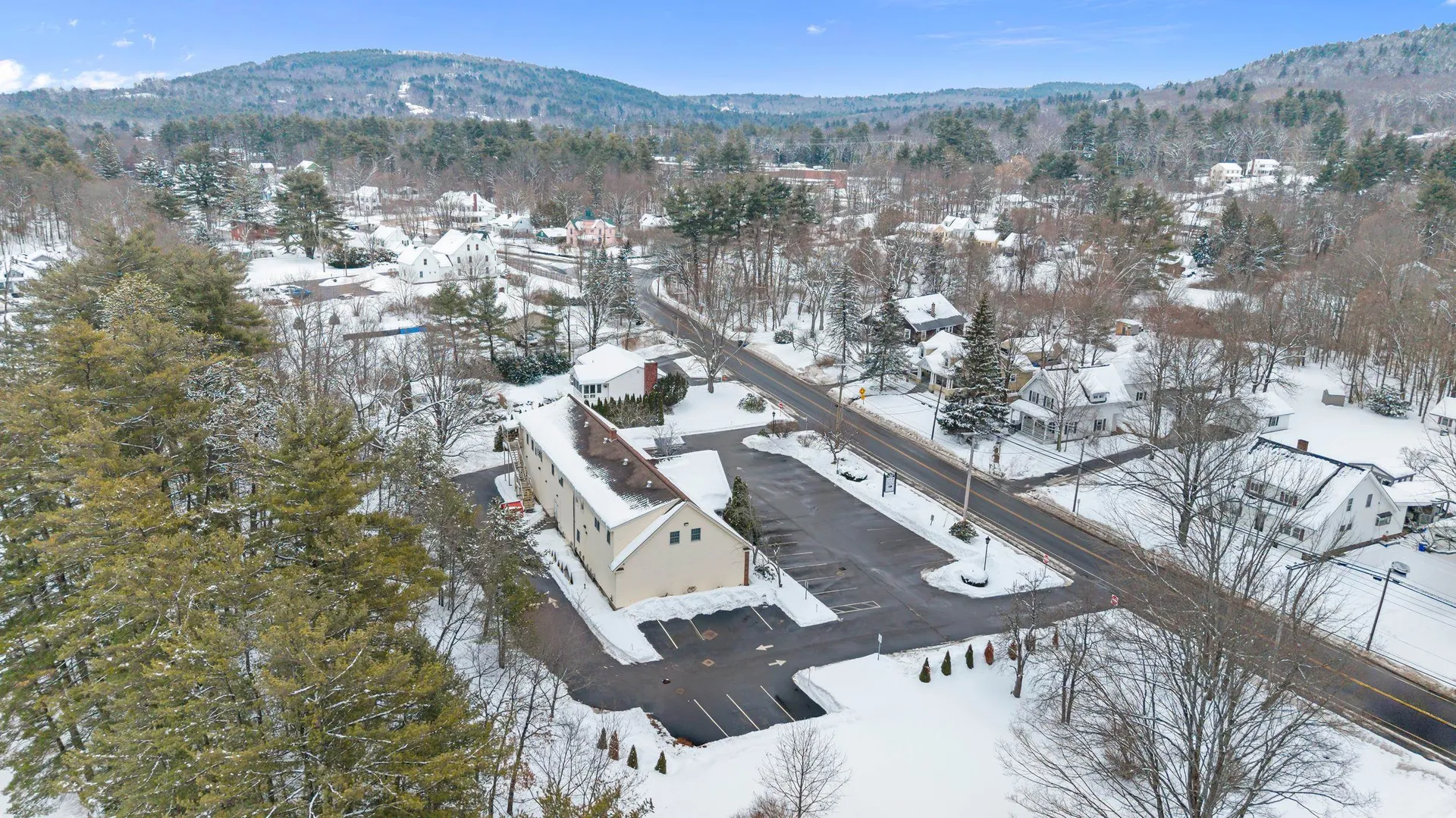 89 South Mast Street Goffstown NH 03045