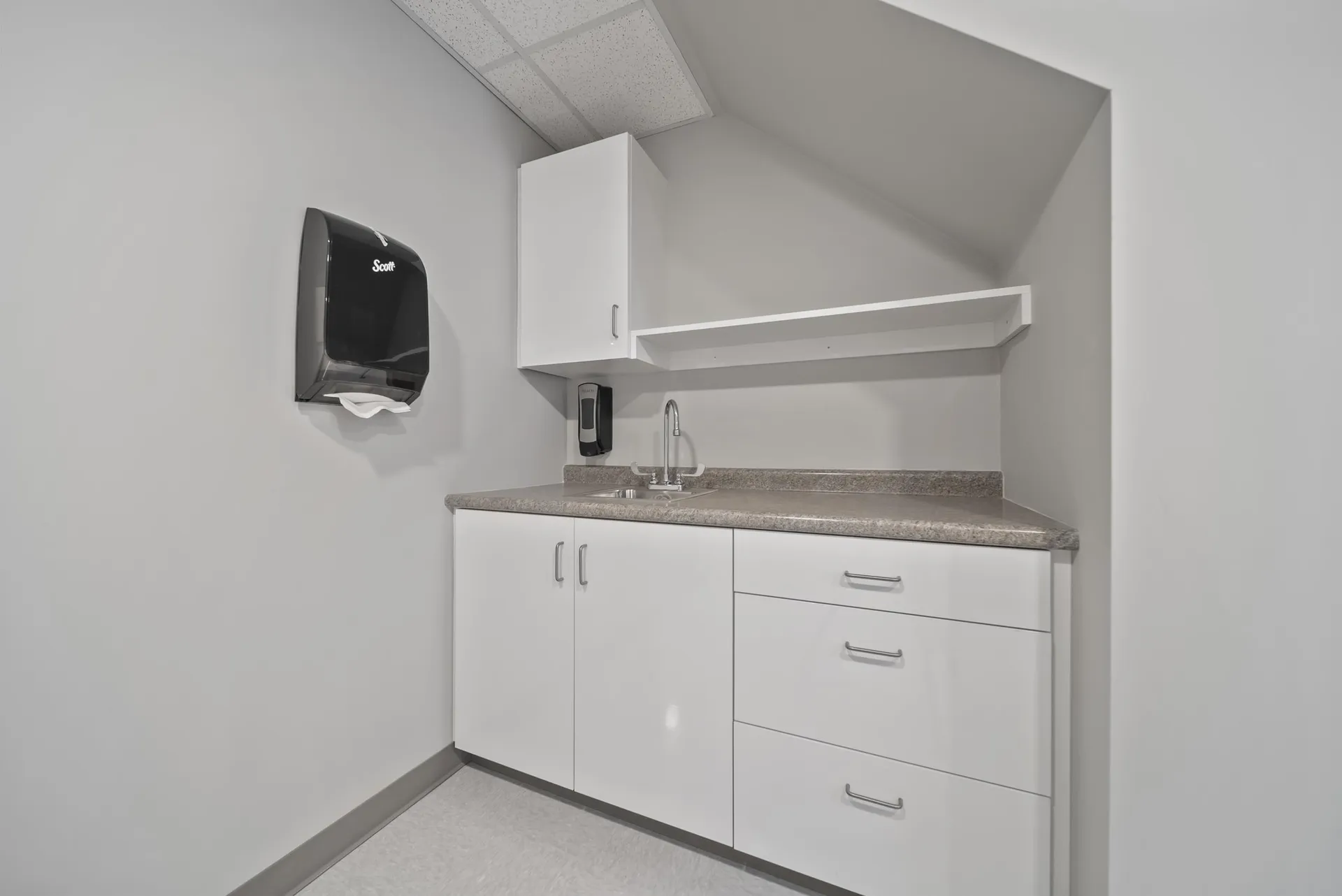 89 South Mast Street Goffstown NH 03045