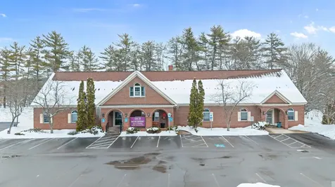 89 South Mast Street Goffstown NH 03045