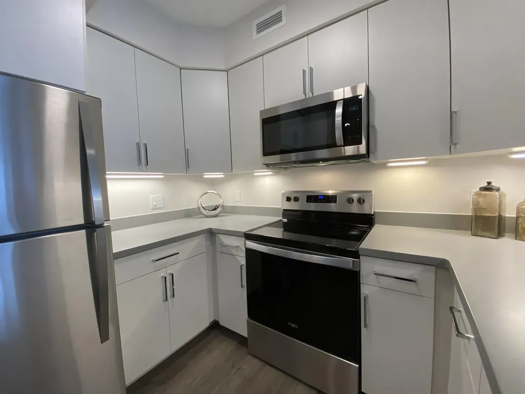 409 Elm Street Manchester NH 03101