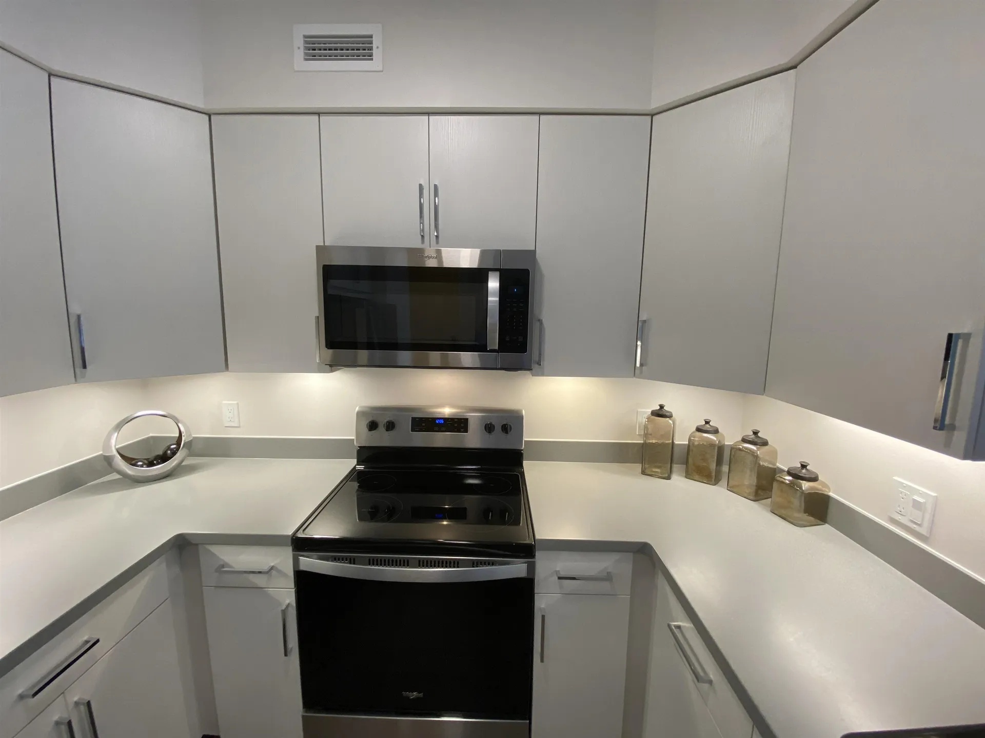 409 Elm Street Manchester NH 03101