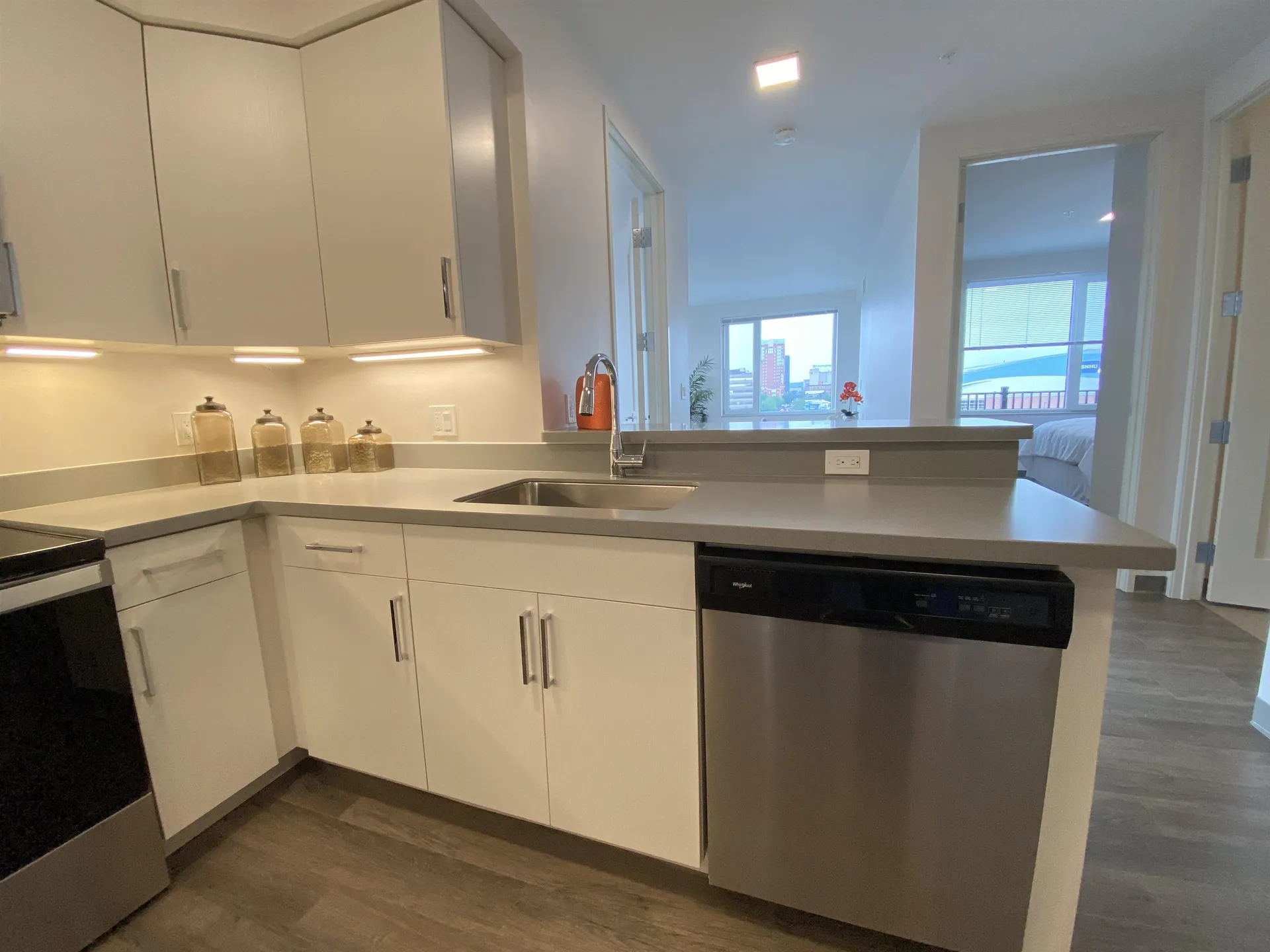 409 Elm Street Manchester NH 03101