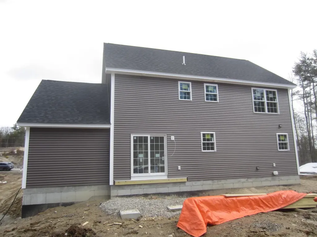 11 Wellington Court Ossipee NH 03814