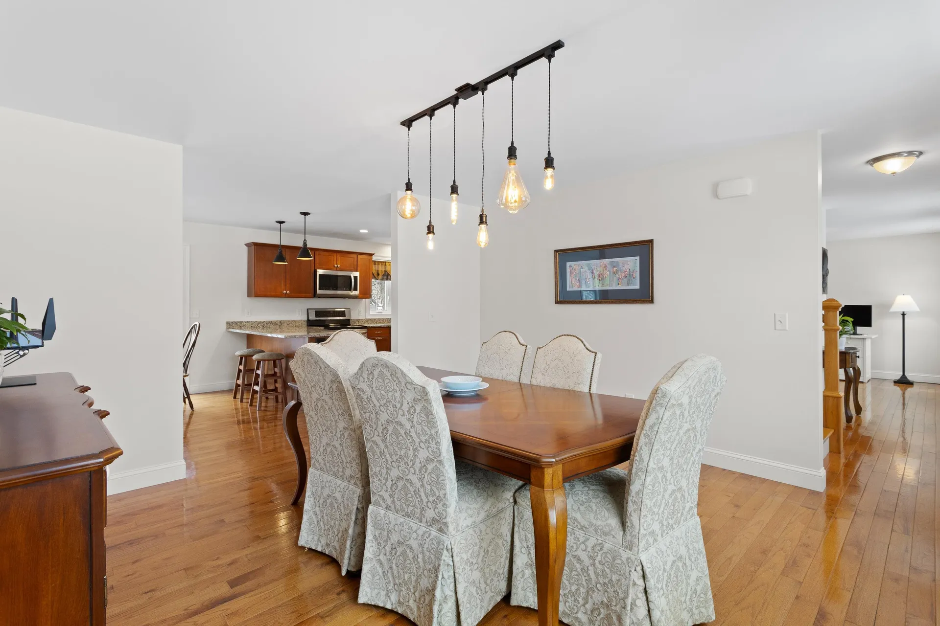 9 Maple Avenue Goffstown NH 03045