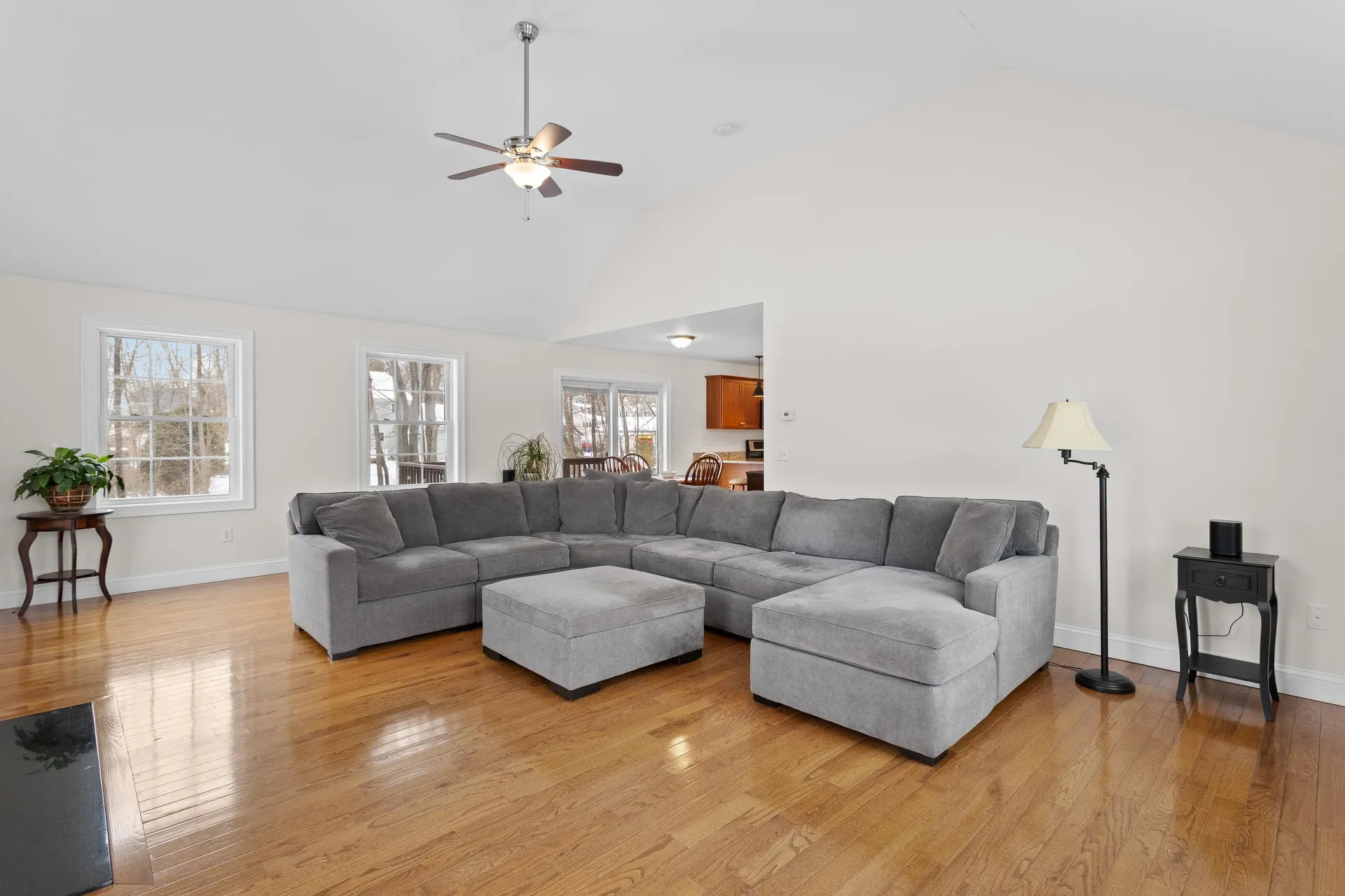 9 Maple Avenue Goffstown NH 03045