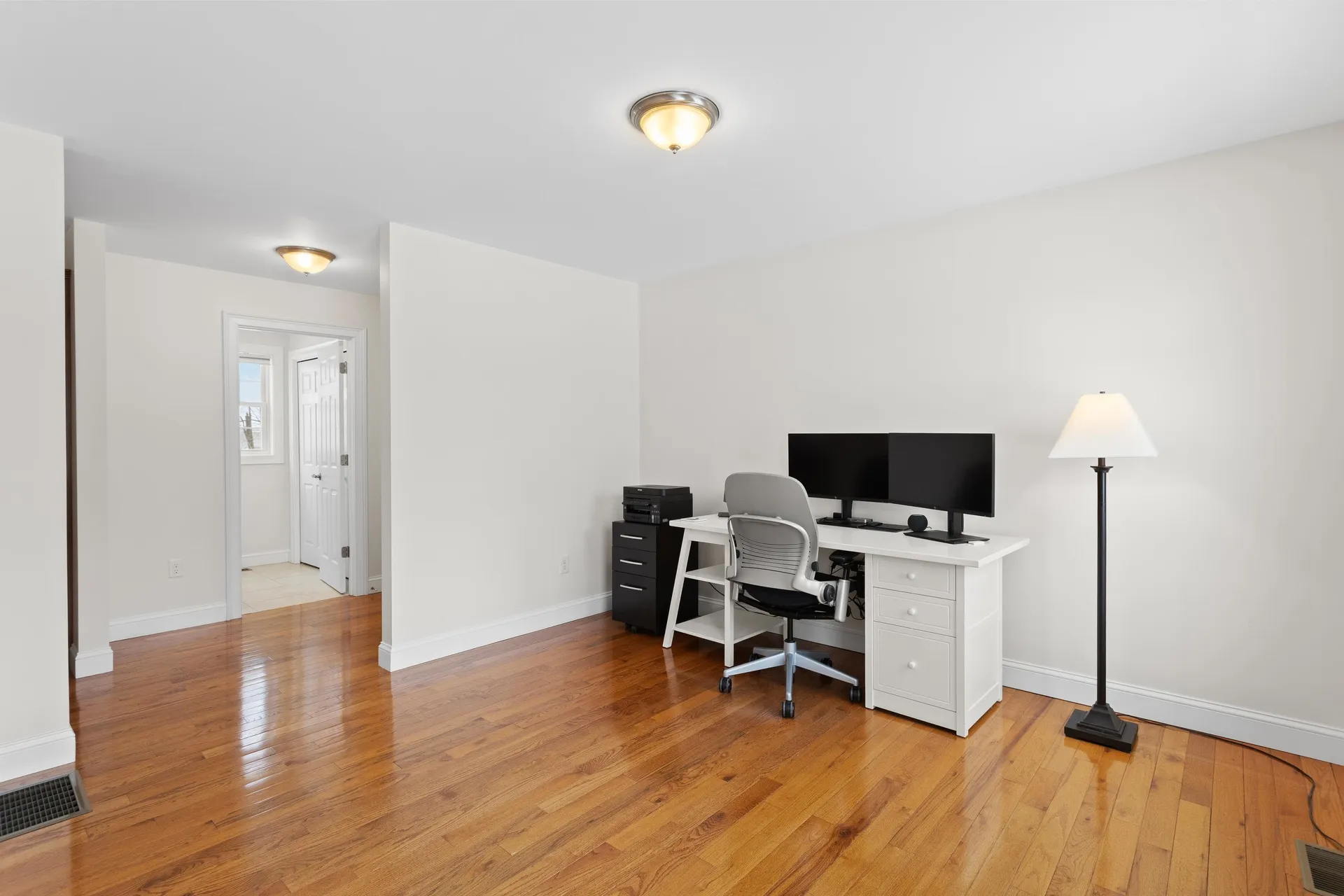 9 Maple Avenue Goffstown NH 03045