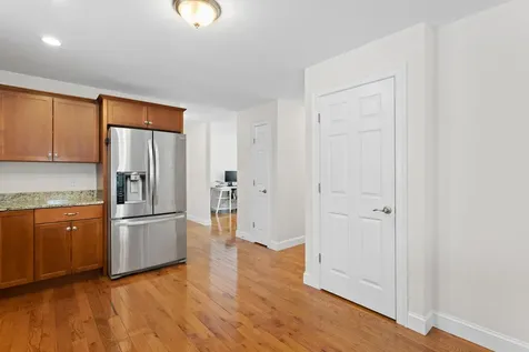 9 Maple Avenue Goffstown NH 03045