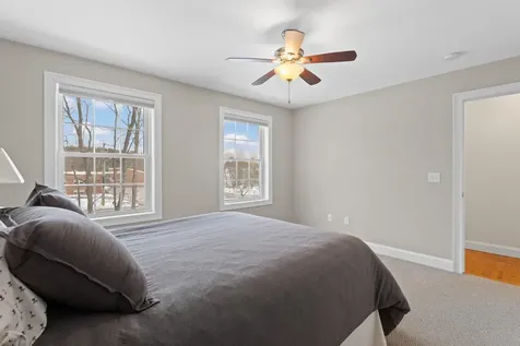 9 Maple Avenue Goffstown NH 03045