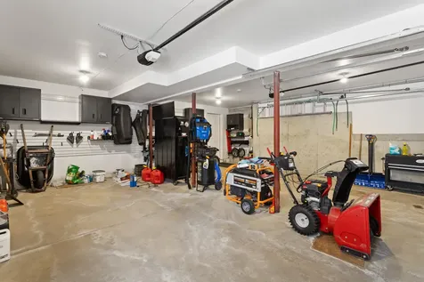 9 Maple Avenue Goffstown NH 03045