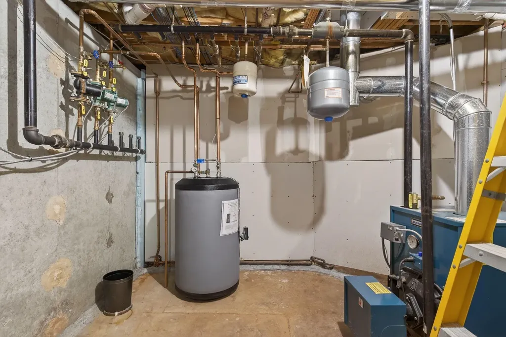 30 Main Street Salem NH 03079