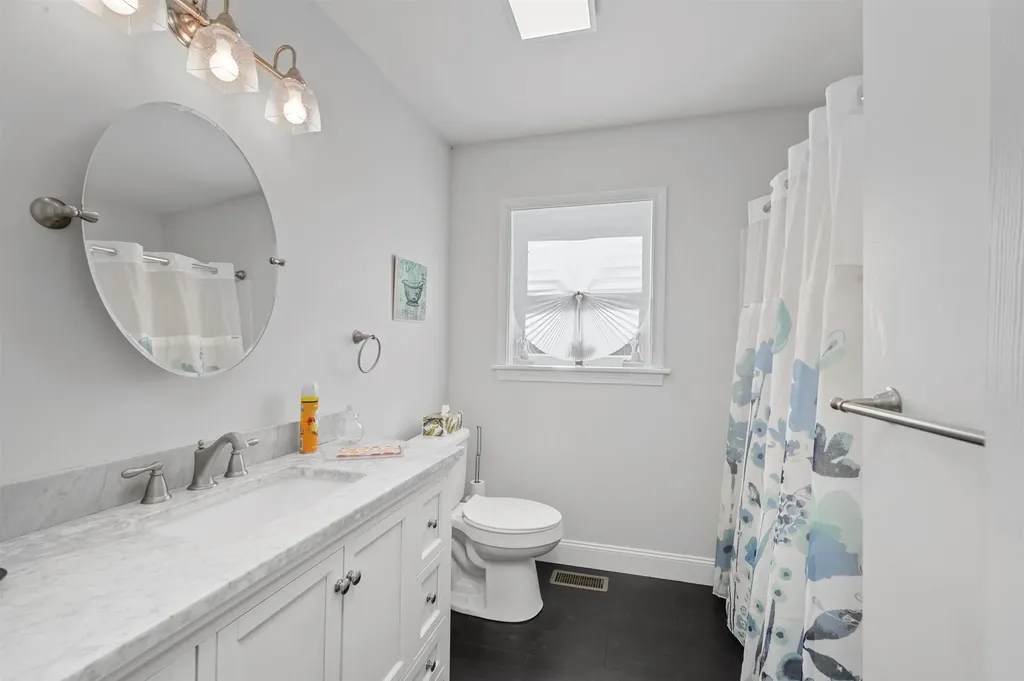 95 Vista Heights Tilton NH 03276