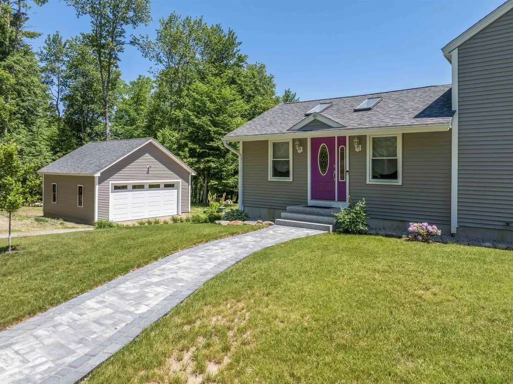 95 Vista Heights Tilton NH 03276