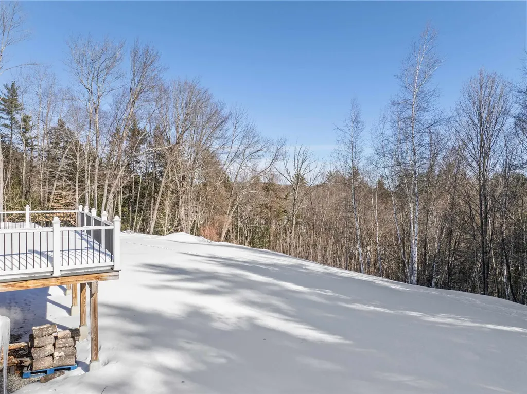 95 Vista Heights Tilton NH 03276