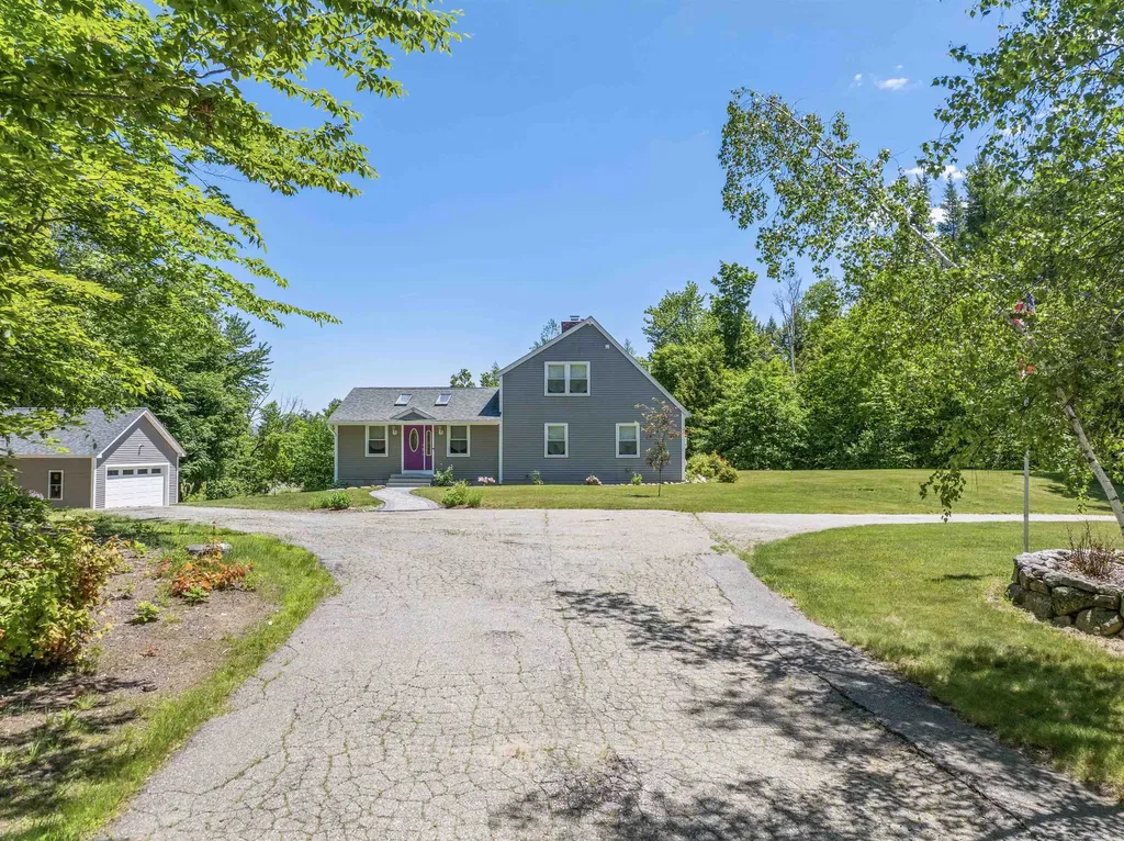 95 Vista Heights Tilton NH 03276