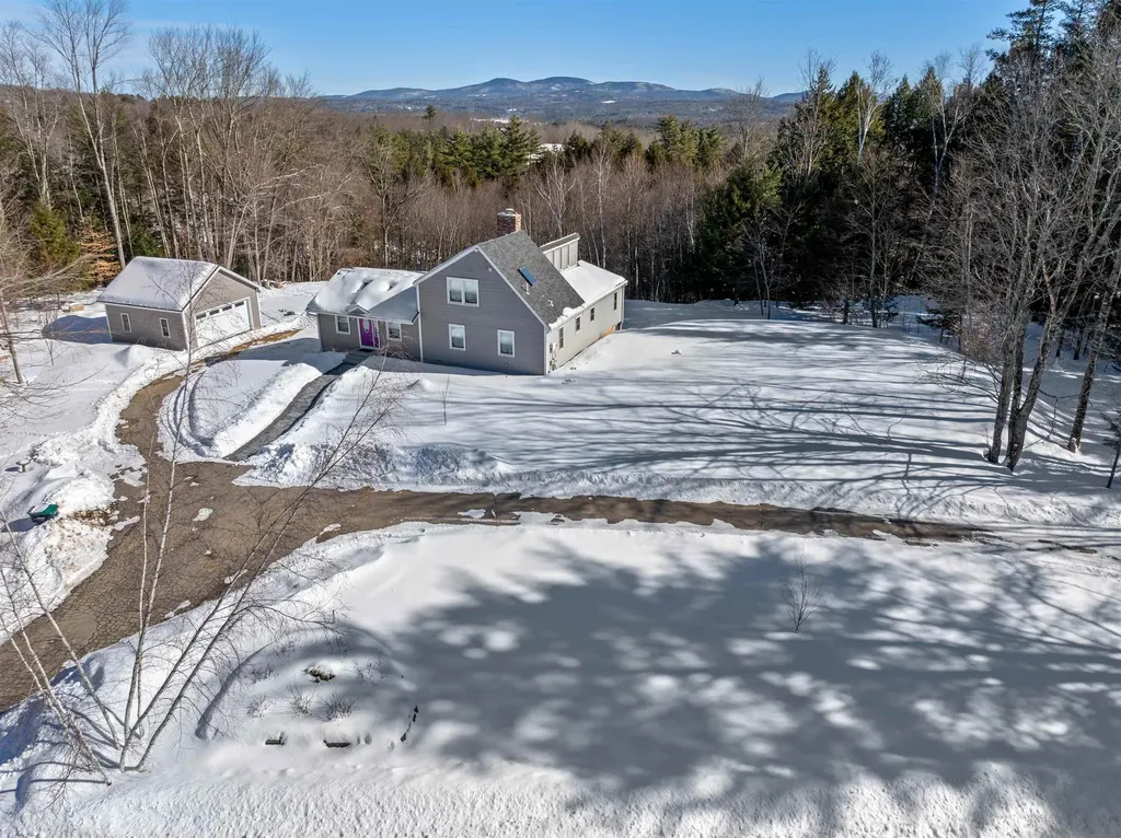 95 Vista Heights Tilton NH 03276