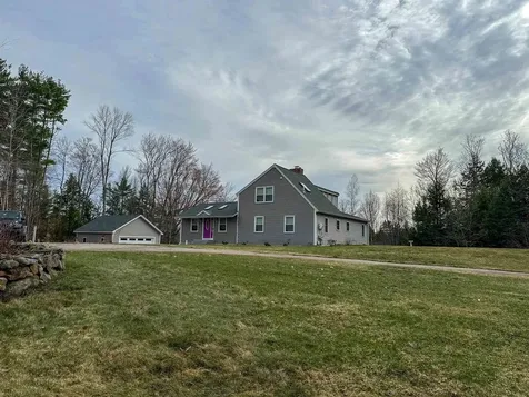 95 Vista Heights Tilton NH 03276