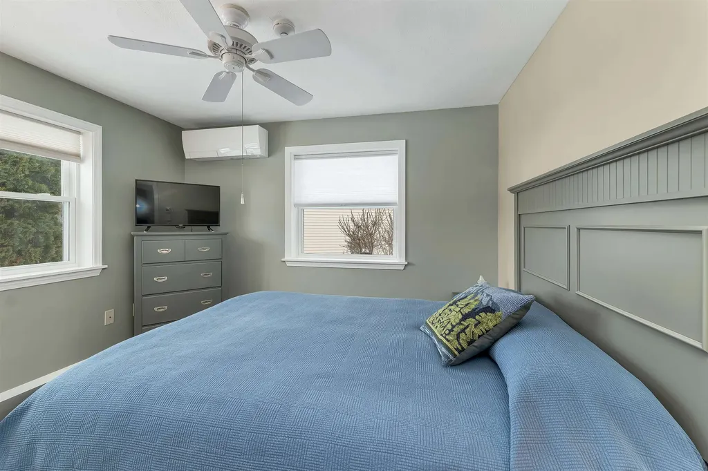 35 Starboard Way Laconia NH 03246