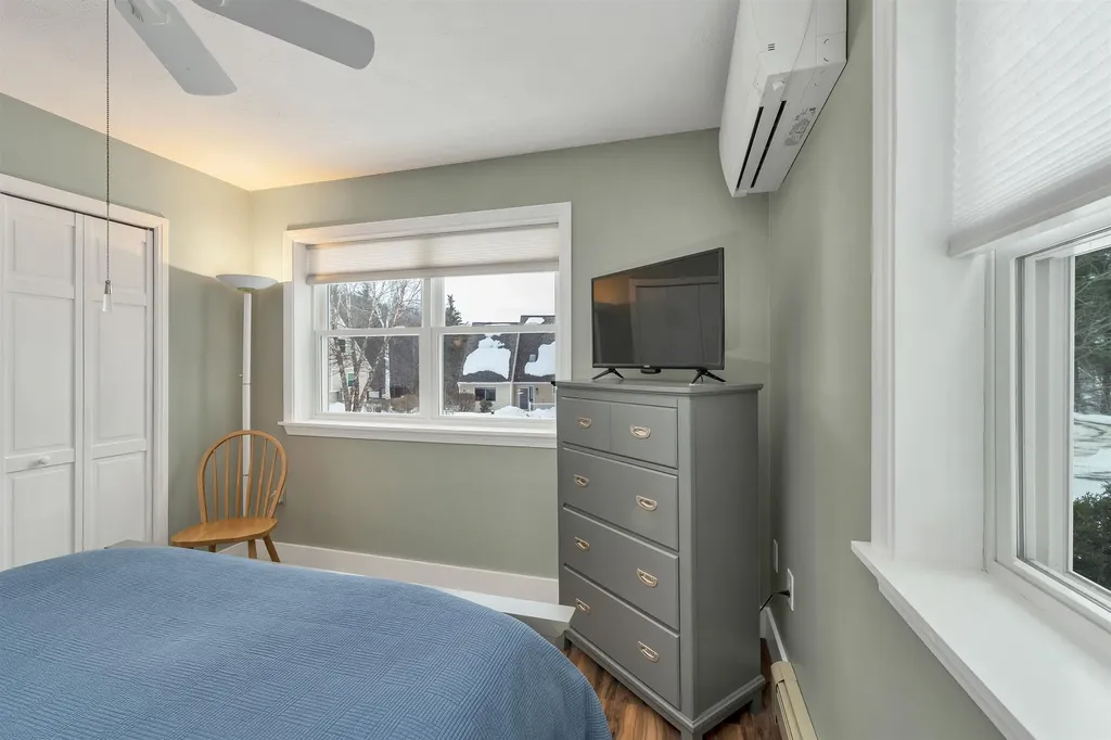 35 Starboard Way Laconia NH 03246