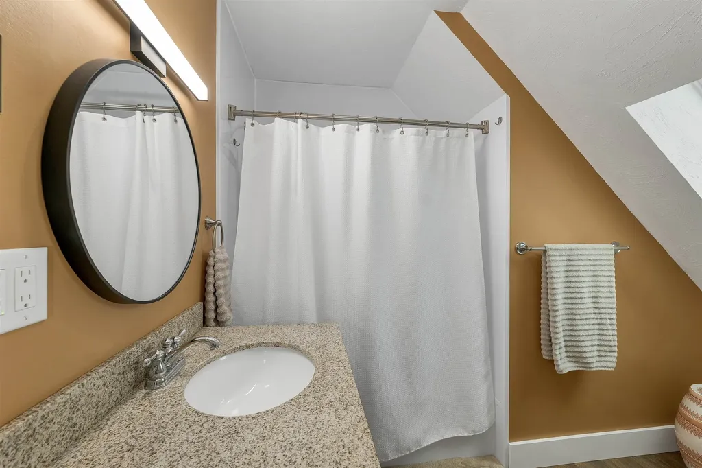 35 Starboard Way Laconia NH 03246