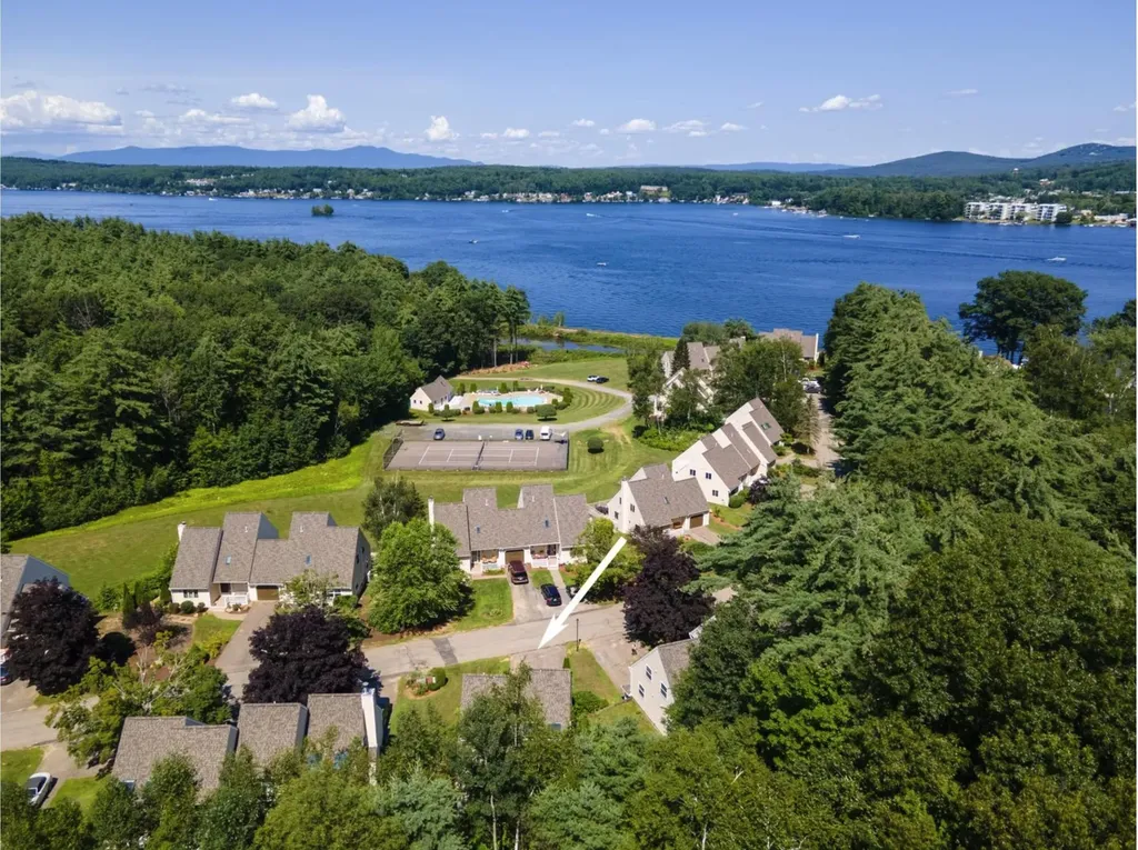 35 Starboard Way Laconia NH 03246