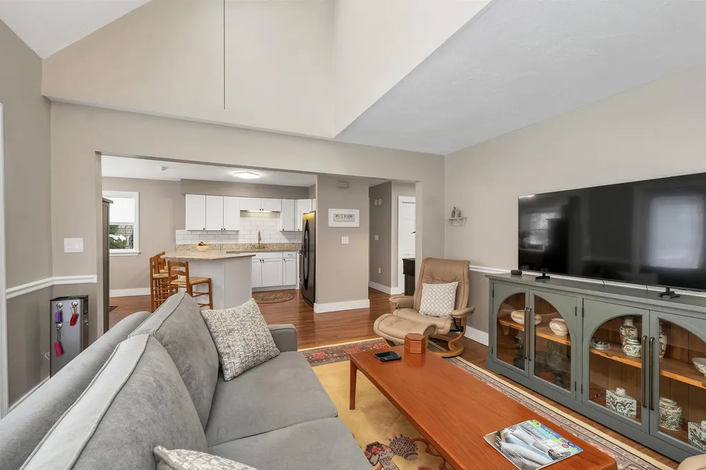 35 Starboard Way Laconia NH 03246