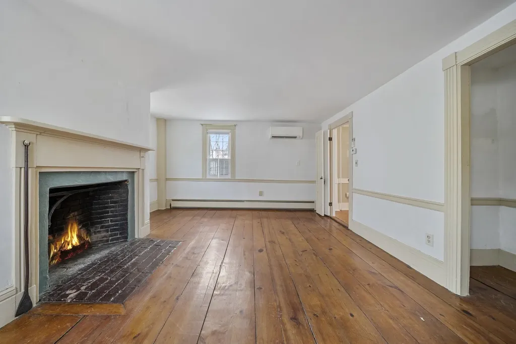 10 Maple Street Exeter NH 03833