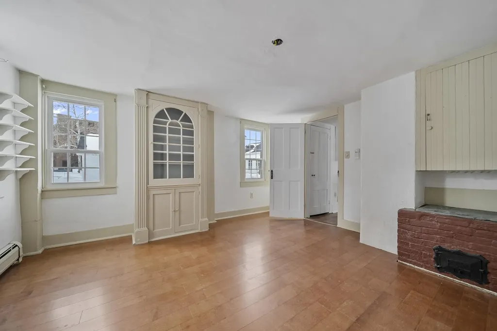 10 Maple Street Exeter NH 03833