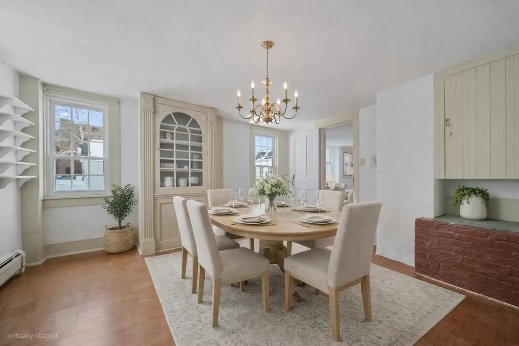 10 Maple Street Exeter NH 03833