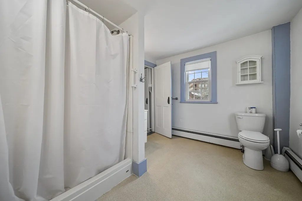 10 Maple Street Exeter NH 03833