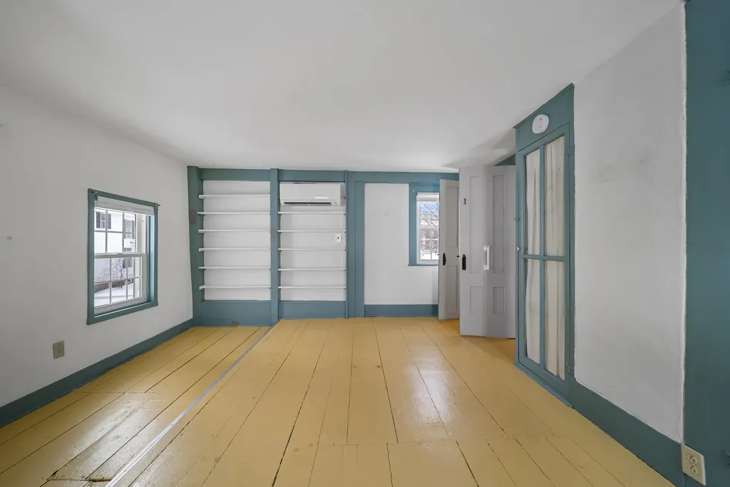 10 Maple Street Exeter NH 03833