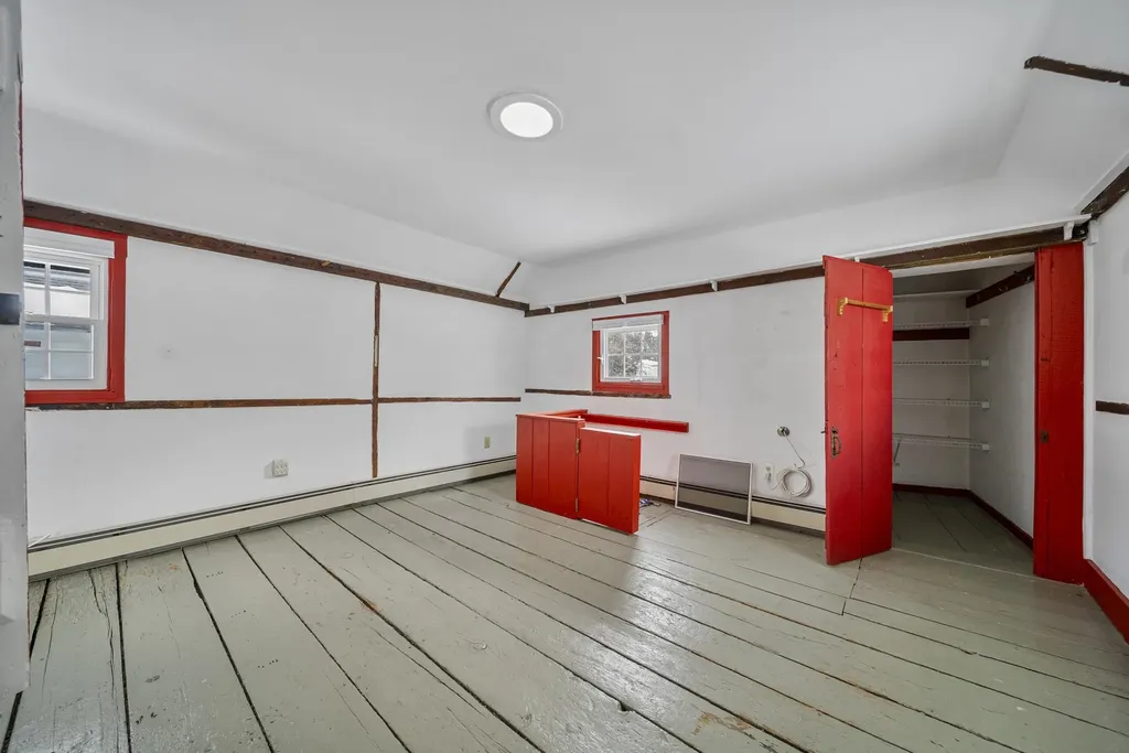 10 Maple Street Exeter NH 03833