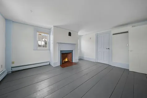 10 Maple Street Exeter NH 03833