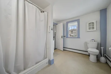 10 Maple Street Exeter NH 03833