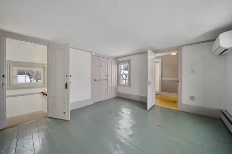 10 Maple Street Exeter NH 03833