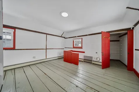 10 Maple Street Exeter NH 03833