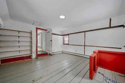 10 Maple Street Exeter NH 03833