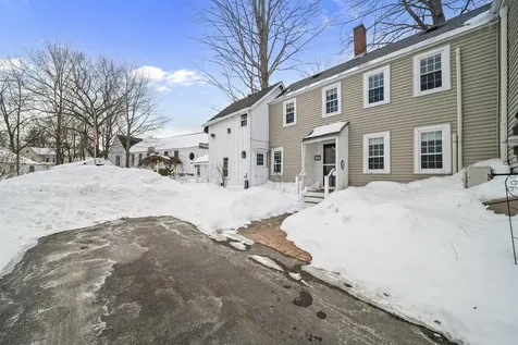 10 Maple Street Exeter NH 03833